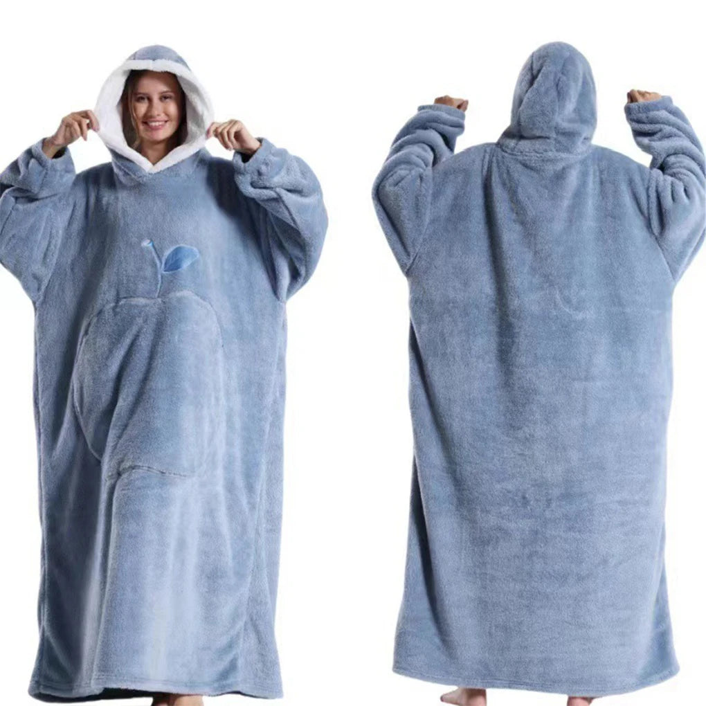 Stay Cozy This Winter with Our Unisex Oversized Hooded Blanket - The Ultimate Warmth and Comfort for Chilly Nights!